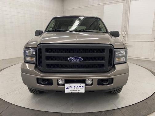 2005 Ford Excursion Limited