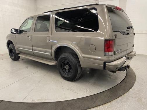 2005 Ford Excursion Limited