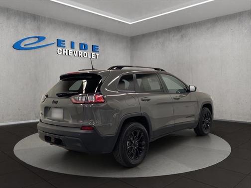 2023 Jeep Cherokee Altitude