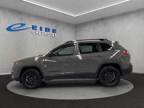 2023 Jeep Cherokee Altitude