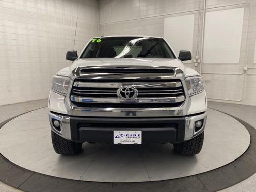 2016 Toyota Tundra SR5