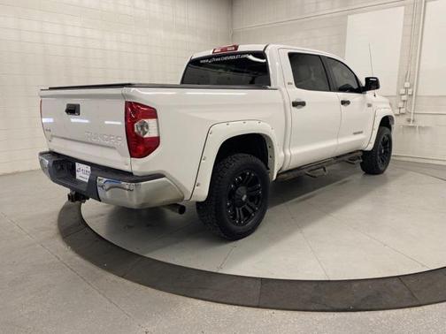 2016 Toyota Tundra SR5