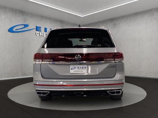 2024 Volkswagen Atlas 2.0T SEL Premium R-Line 4MOTION