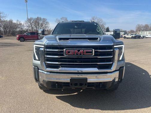 Sterling Metallic 2024 GMC Sierra 2500 SLT