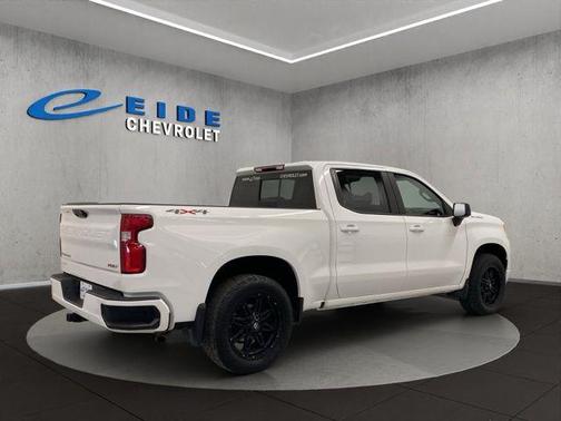 Summit White 2024 Chevrolet Silverado 1500 RST