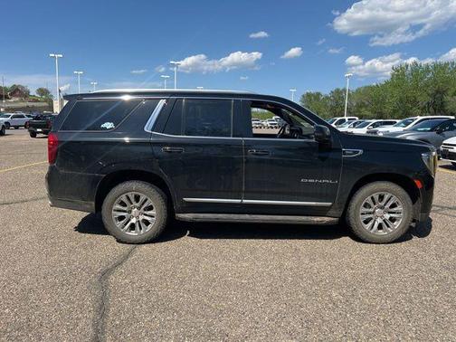 Onyx Black 2022 GMC Yukon Denali