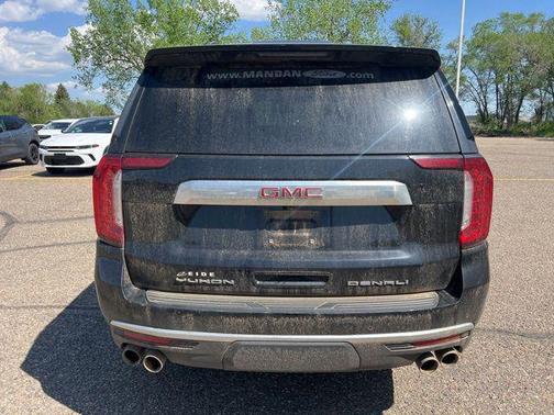 Onyx Black 2022 GMC Yukon Denali