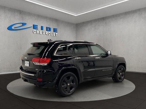 2020 Jeep Grand Cherokee Overland