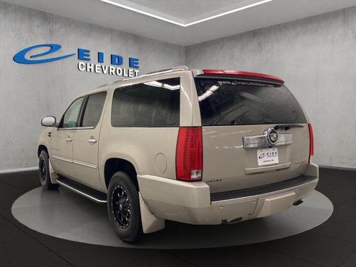 2008 Cadillac Escalade ESV Standard