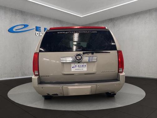 2008 Cadillac Escalade ESV Standard