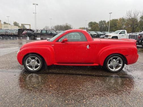 2005 Chevrolet SSR Base