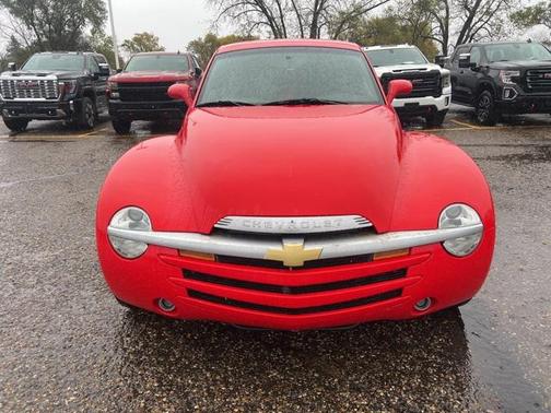 2005 Chevrolet SSR Base
