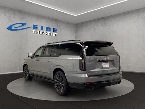 2025 Cadillac Escalade ESV V-Series