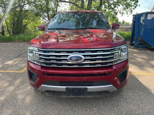 Ruby Red Metallic Tinted Clearcoat 2018 Ford Expedition XLT