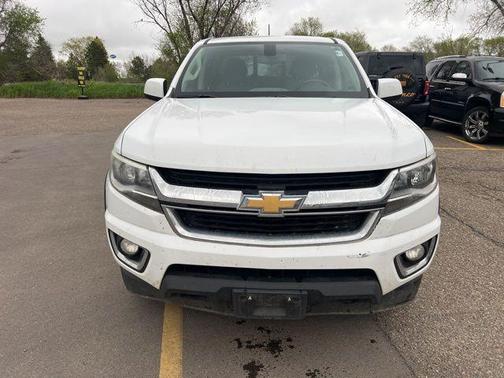 Summit White 2019 Chevrolet Colorado LT
