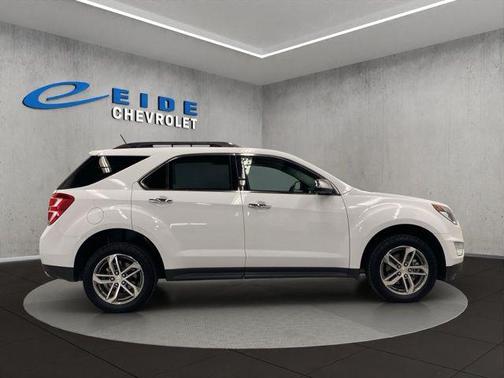 Summit White 2017 Chevrolet Equinox Premier