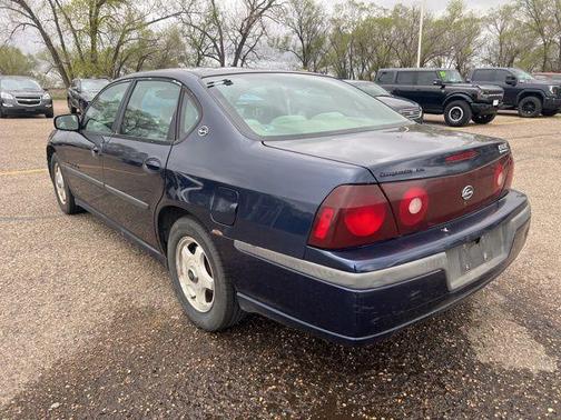 Navy Blue Metallic 2002 Chevrolet Impala LS