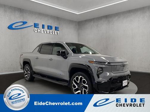 2025 Chevrolet Silverado EV RST