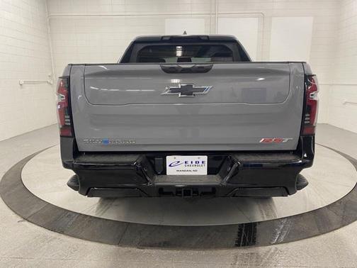 2025 Chevrolet Silverado EV RST