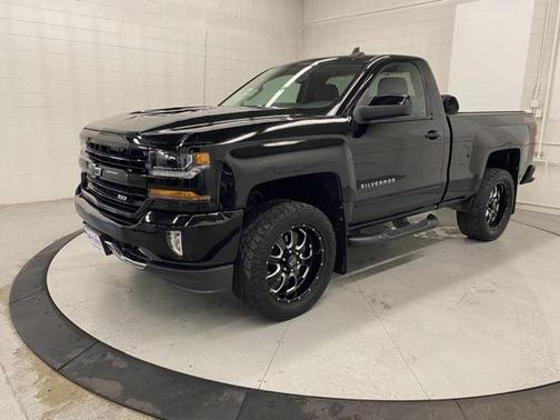 2017 Chevrolet Silverado 1500 2LT