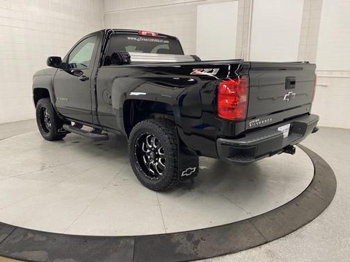 2017 Chevrolet Silverado 1500 2LT
