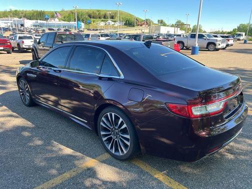 Burgundy Velvet Metallic Tinted Clearcoat 2018 Lincoln Continental Select