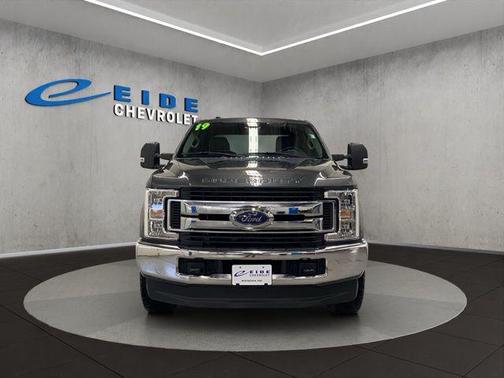 Magnetic 2019 Ford F-250 XLT