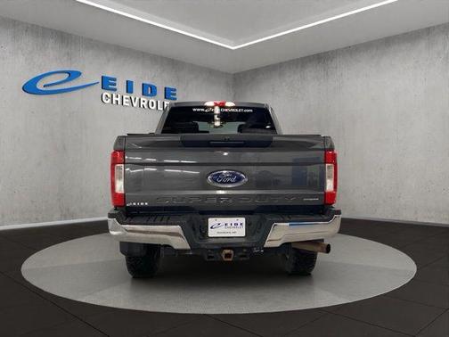 Magnetic 2019 Ford F-250 XLT