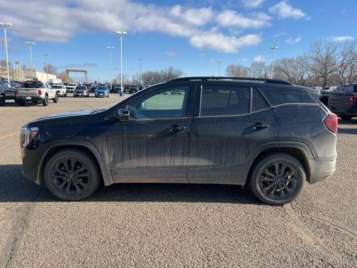 Ebony Twilight Metallic 2022 GMC Terrain SLT