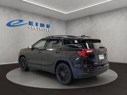 Ebony Twilight Metallic 2022 GMC Terrain SLT