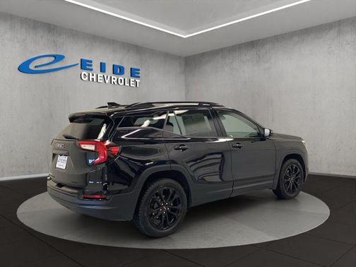 Ebony Twilight Metallic 2022 GMC Terrain SLT