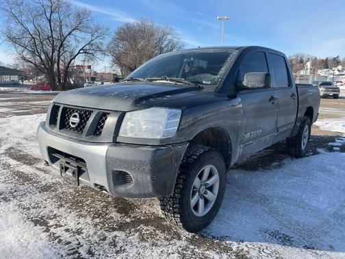 2012 Nissan Titan SV