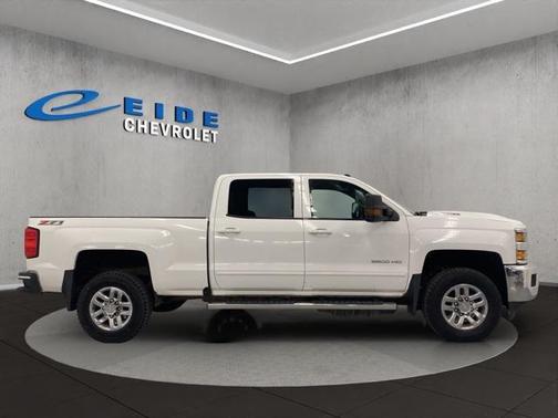 2017 Chevrolet Silverado 3500 LT