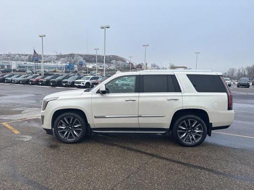 2015 Cadillac Escalade Luxury