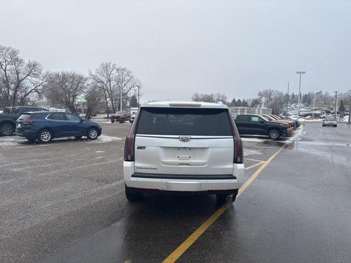 2015 Cadillac Escalade Luxury