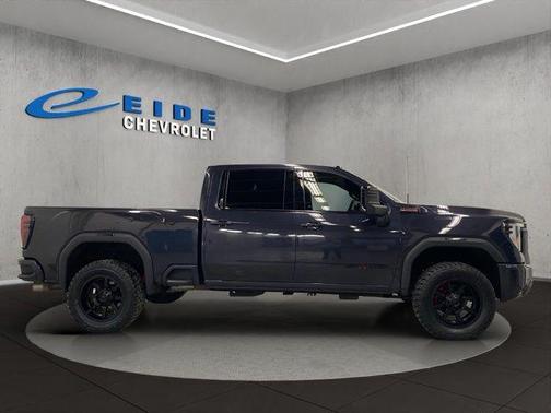 Titanium 2024 GMC Sierra 2500 AT4