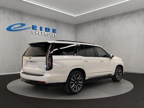 Crystal White Tricoat 2023 Cadillac Escalade Sport Platinum