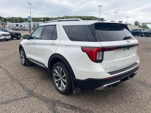 Star White Metallic Tri-Coat 2025 Ford Explorer Platinum