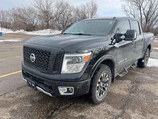2019 Nissan Titan PRO-4X