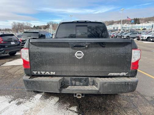 2019 Nissan Titan PRO-4X
