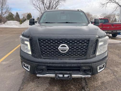 2019 Nissan Titan PRO-4X