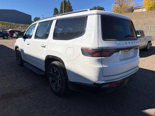 Bright White Clearcoat 2024 Jeep Wagoneer Series III 4x4