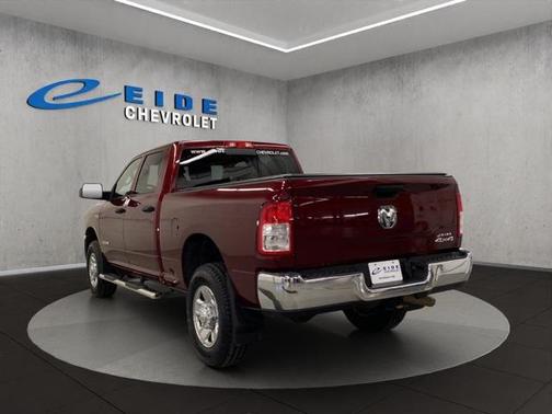 2020 RAM 2500 Tradesman Crew Cab 4X4 6'4' Box