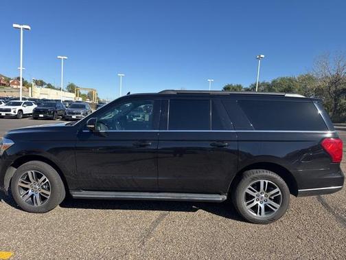 2022 Ford Expedition Max XLT