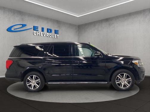 2022 Ford Expedition Max XLT