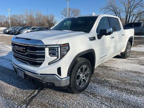 2025 GMC Sierra 1500 SLT