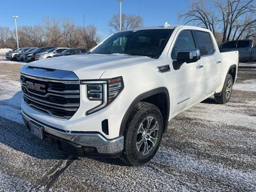 2025 GMC Sierra 1500 SLT