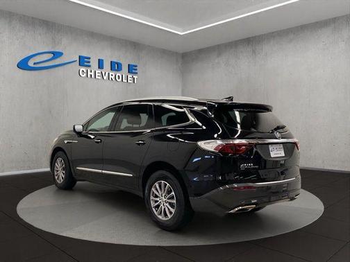 2023 Buick Enclave Essence AWD