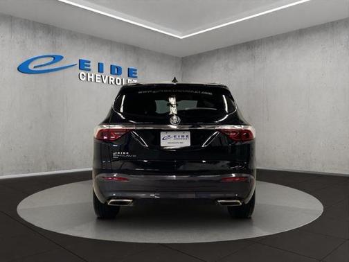 2023 Buick Enclave Essence AWD