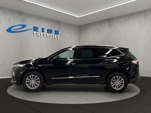 2023 Buick Enclave Essence AWD